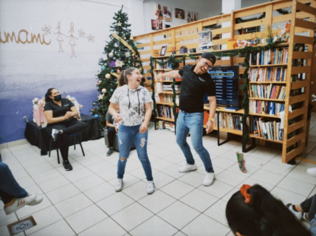 Vintage Sharing Hope : Vintage Logistics